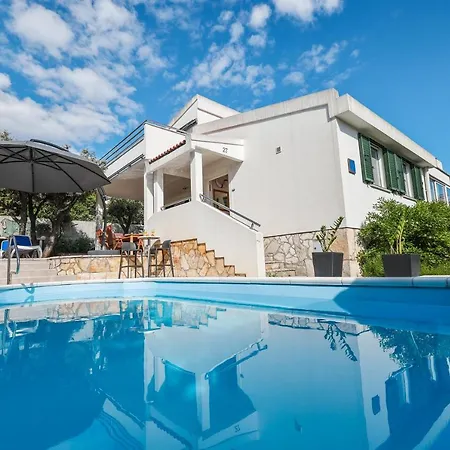 Davor Apartment Mandre