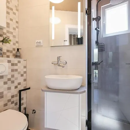 Davor Apartment