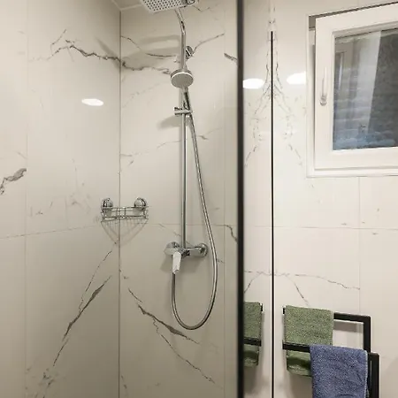 Davor Apartment Mandre