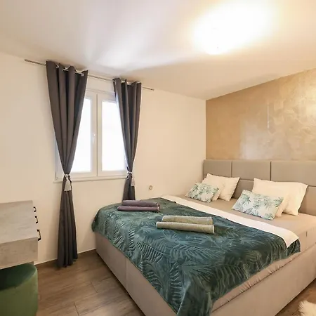Apartment Davor *